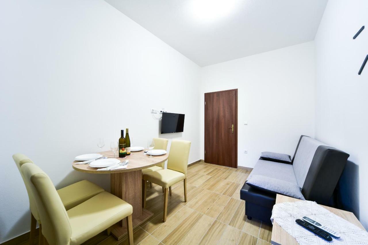 Apartment 4you *
